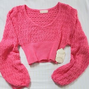 xs pink cropped sweater Alter'd State